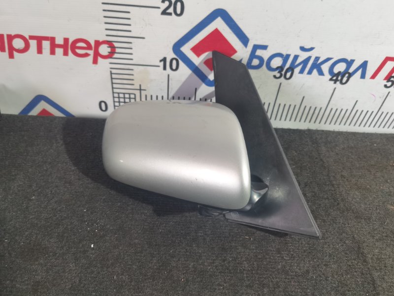 Зеркало TOYOTA PRIUS NHW20 1NZ-FXE 2005 переднее правое (б/у)
