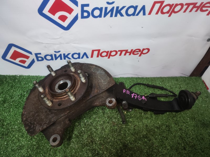 Ступица CHEVROLET TrailBlazer DT13S LL8 2002 передняя правая (б/у)