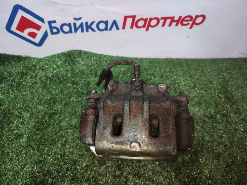 Суппорт CHEVROLET CAPTIVA C140 LE5 2011 передний правый (б/у)