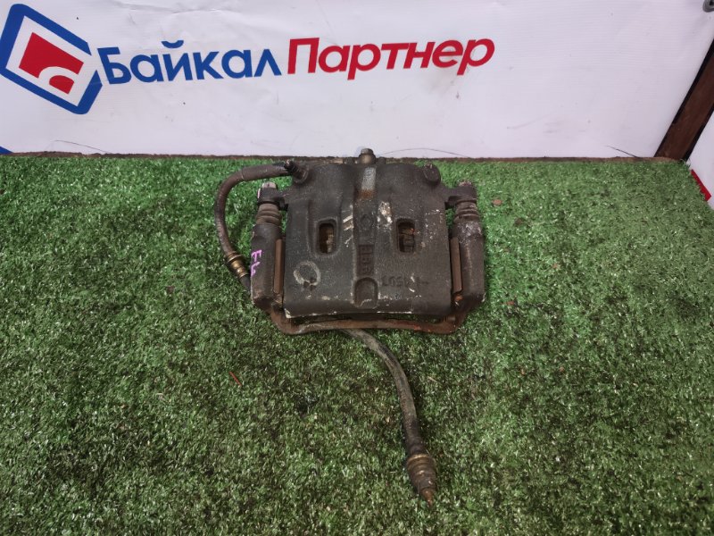 Суппорт NISSAN ELGRAND ALE50 VG33E 1999 передний левый (б/у)