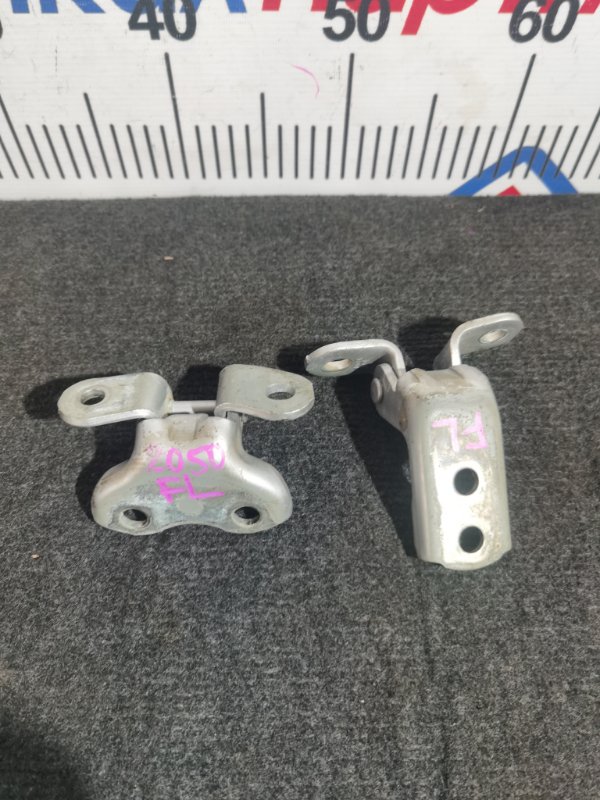 Петли на дверь TOYOTA PREMIO ZRT265 2ZR-FAE 2008 передние левые (б/у)