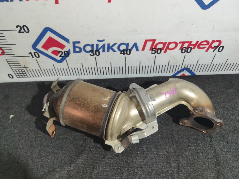 Катализатор VOLKSWAGEN PASSAT 3C CAXA 2011 (б/у)