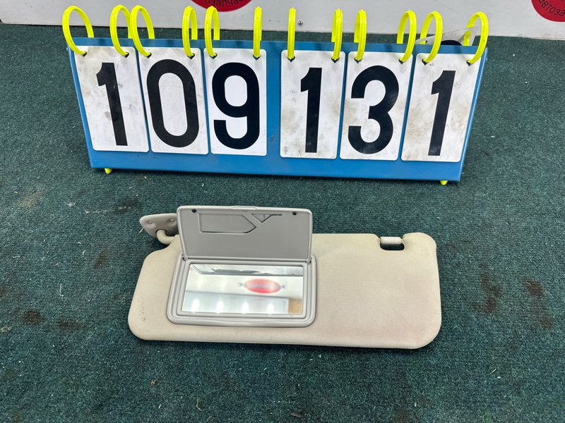 Солнцезащитный козырек TOYOTA IST NCP61 1NZ-FE 2002 передний левый (б/у)