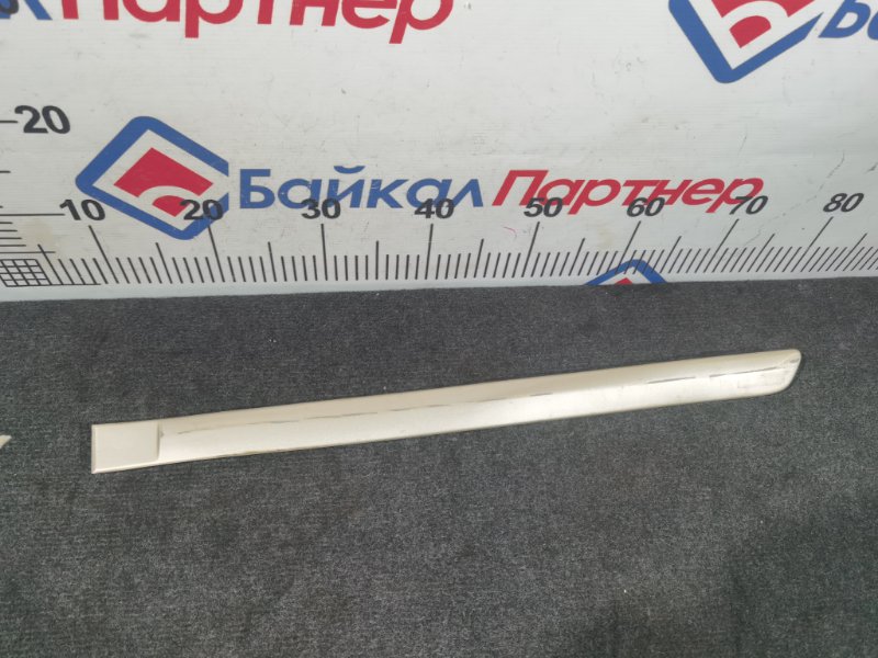 Молдинг на дверь NISSAN SUNNY FB15 QG15DE 2002 задний левый (б/у)
