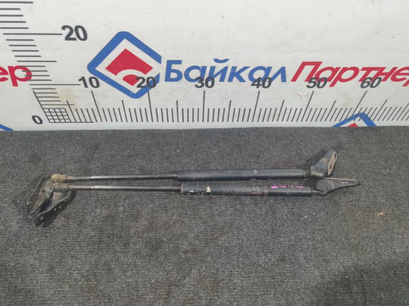 Амортизатор багажника TOYOTA WISH ZNE10 1ZZ-FE 2006 задний (б/у)