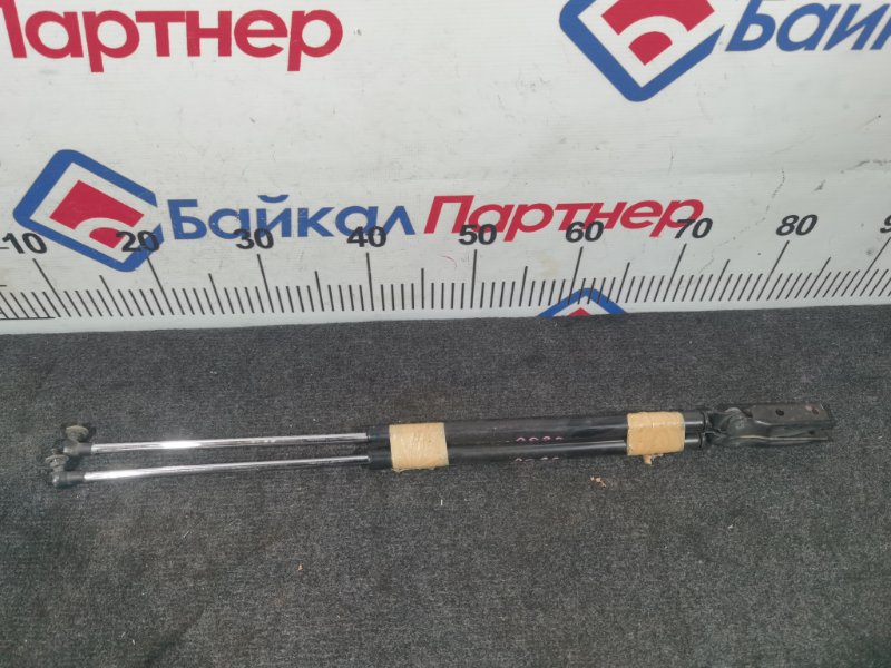 Амортизатор багажника SUBARU OUTBACK BP9 EJ25 2004 задний (б/у)