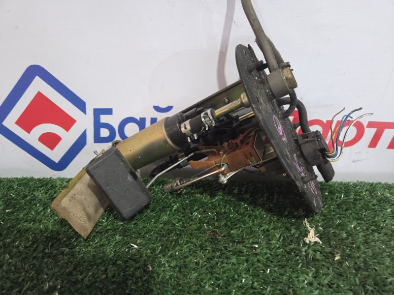 Топливный насос TOYOTA CARINA ST195 3S-FE 1995 (б/у)