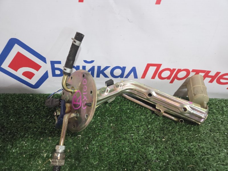 Топливный насос TOYOTA MARK II GX100 1G-FE 1997 (б/у)