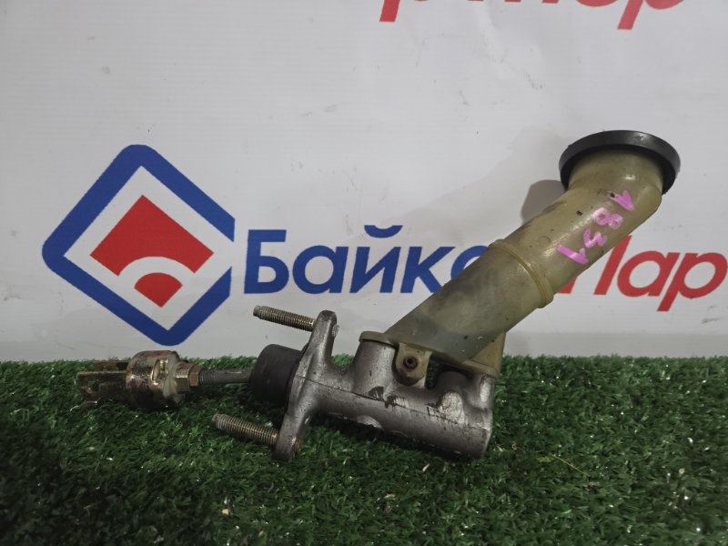 Главный цилиндр сцепления TOYOTA CARINA ST195 3S-FE 1995 (б/у)