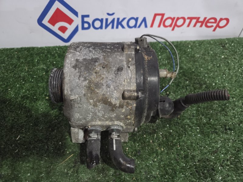 Генератор NISSAN CUBE BNZ11 CR14DE 2002 (б/у)