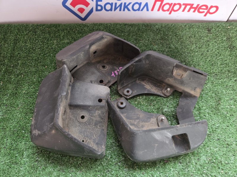 Брызговики комплект SUBARU FORESTER SH5 EJ20 2010 (б/у)