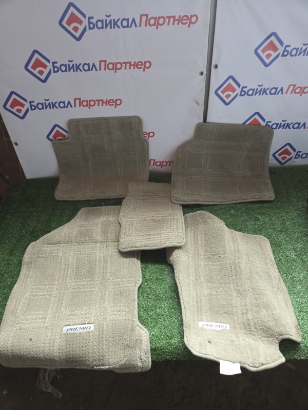 Коврик салонный TOYOTA PREMIO ZRT265 2ZR-FAE 2008 (б/у)