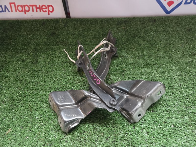 Петли капота AUDI Q5 8R CDN 2010 передние (б/у)