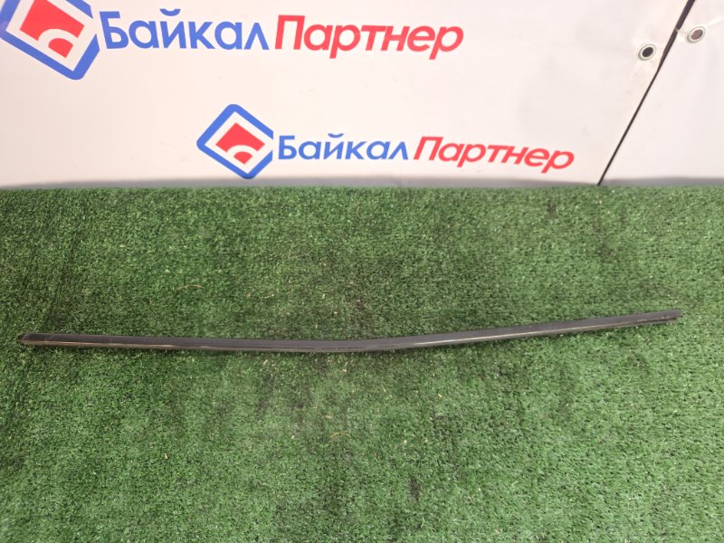 Молдинг на дверь BMW 3-SERIES E46 M54B22 2004 задний правый (б/у)