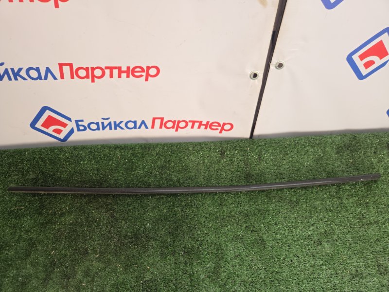 Молдинг на дверь BMW 3-SERIES E46 M54B22 2004 передний правый (б/у)