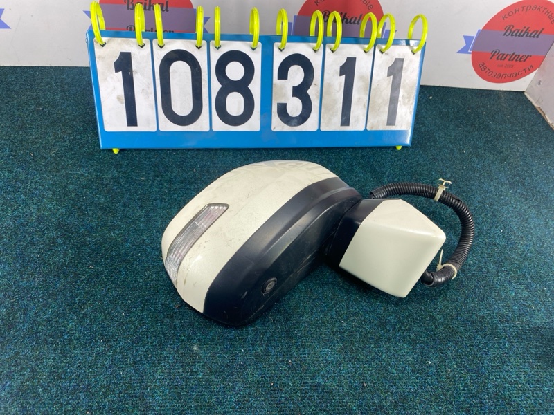 Зеркало HONDA STEPWGN RK5 R20A 2010 переднее правое (б/у)