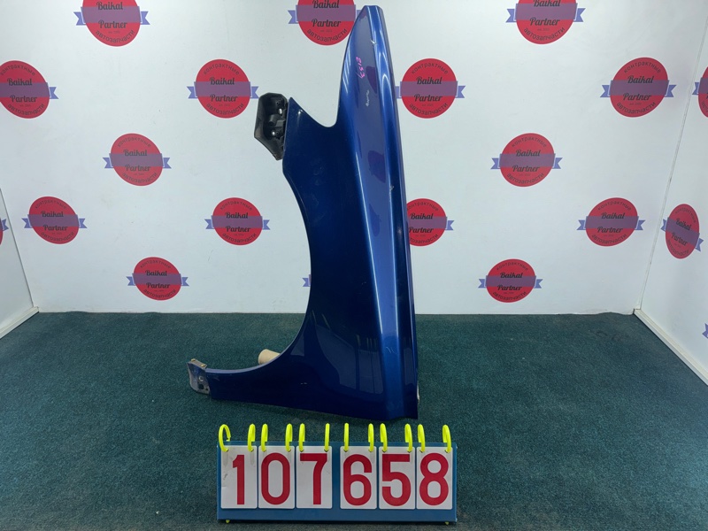 Крыло VOLVO V50 B5244S5 переднее левое (б/у)