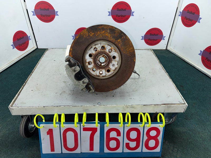 Ступица VOLKSWAGEN Tiguan CCZD 2012 передняя левая (б/у)