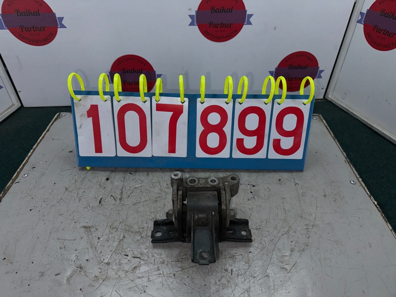 Подушка ДВС MITSUBISHI OUTLANDER CW4W 4B11 2010 передняя правая (б/у)