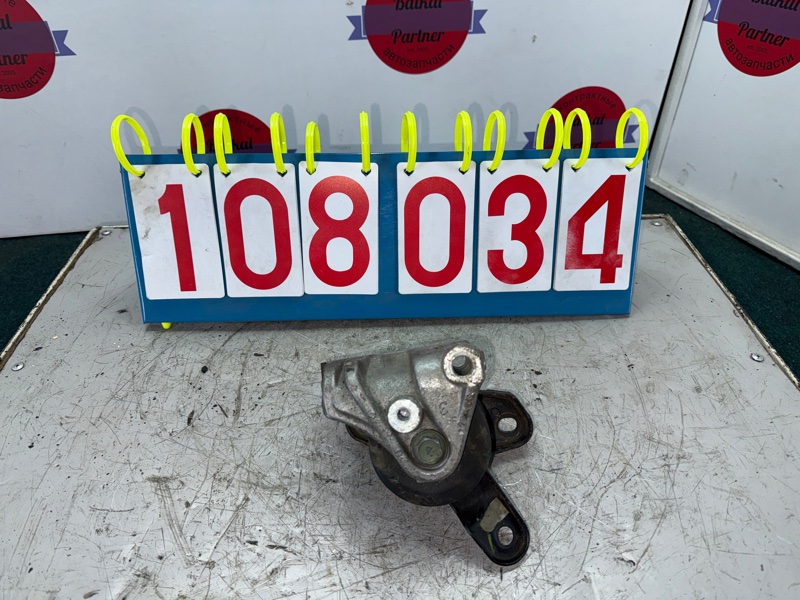 Подушка ДВС TOYOTA CAMRY SV40 4S-FE 1996 правая (б/у)