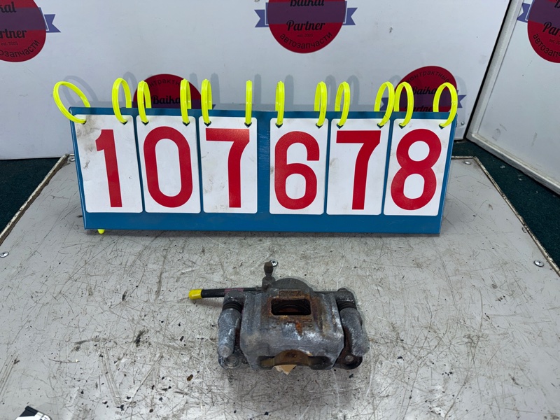Суппорт NISSAN DAYZ B21W 3B20 передний правый (б/у)