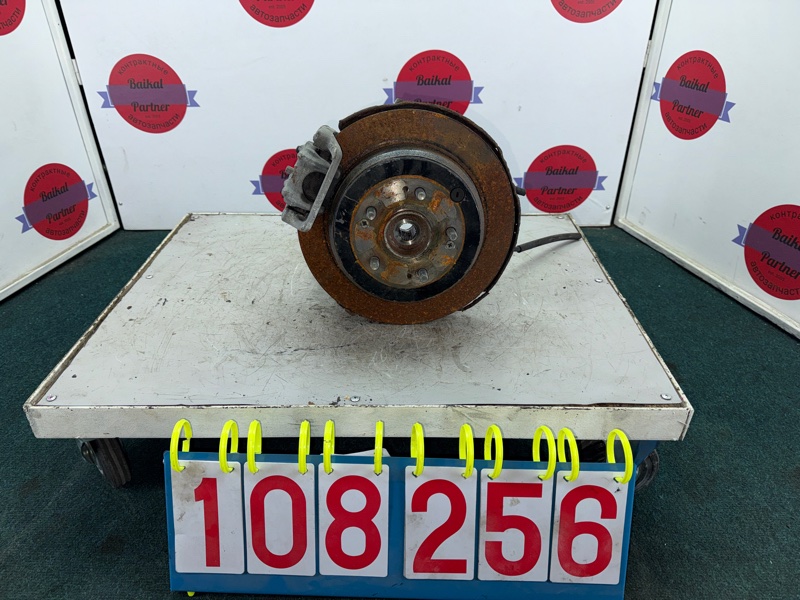 Ступица HONDA CR-V RM4 K24A 2012 задняя правая (б/у)