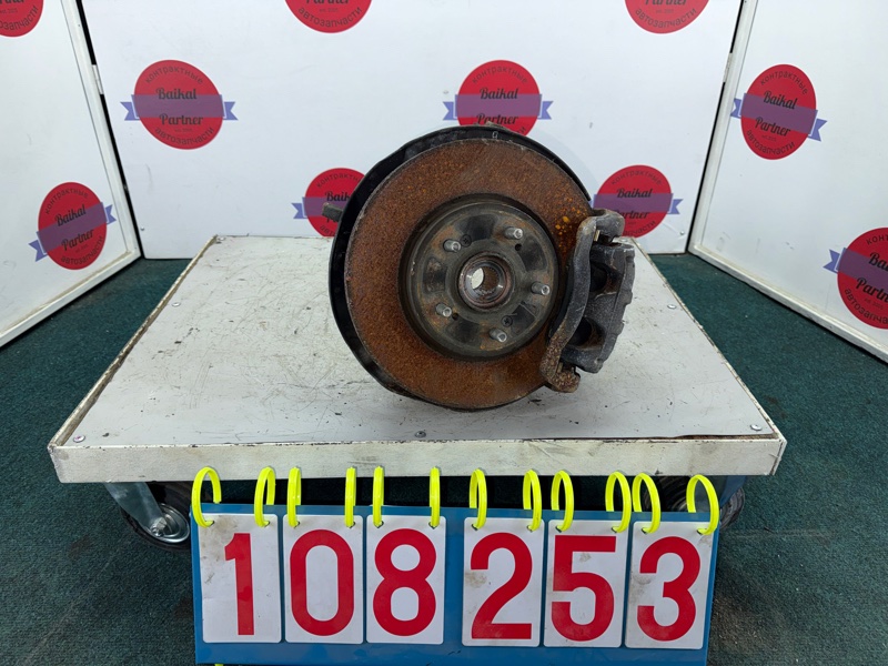 Ступица HONDA CR-V RM4 K24A 2012 передняя правая (б/у)