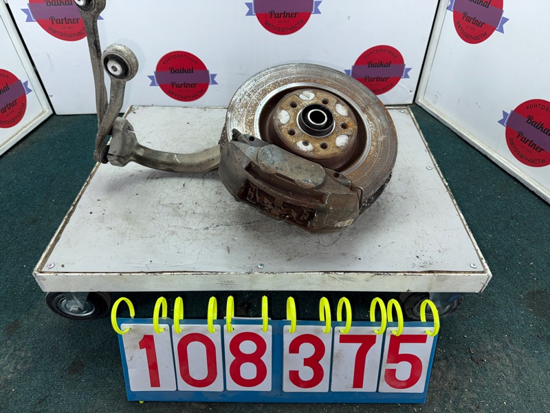 Ступица AUDI Q5 8R CTVA 2013 передняя правая (б/у)