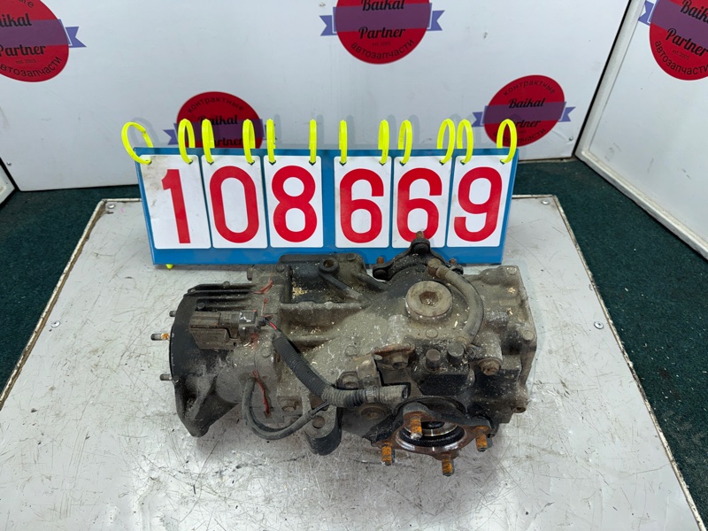 Редуктор TOYOTA NOAH AZR65G 1AZ-FSE задний (б/у)
