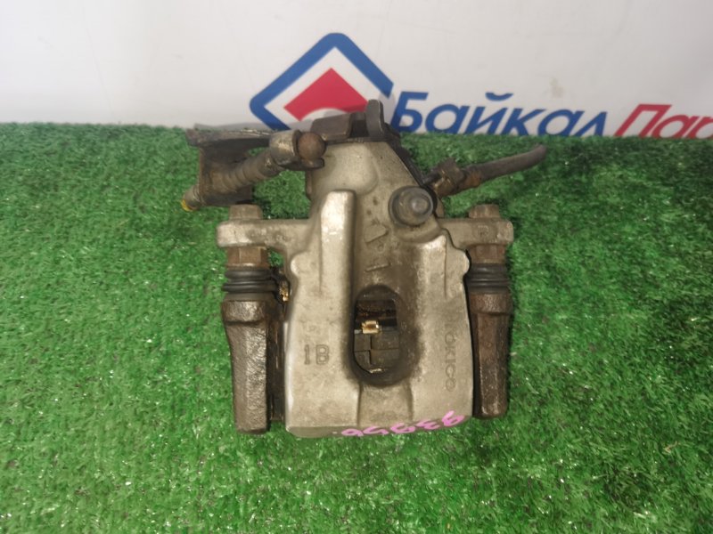 Суппорт TOYOTA COROLLA RUMION ZRE152N 2ZR-FE 2007 задний правый (б/у)