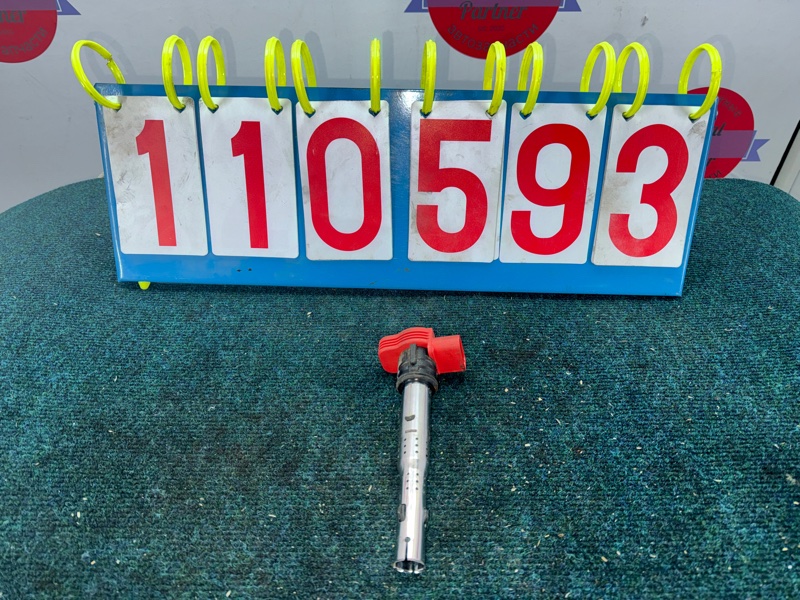 Катушка зажигания AUDI A5 8T CALA 2008 06E905115 (б/у)