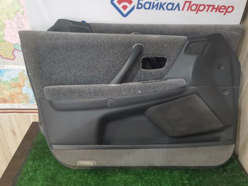 Обшивка двери TOYOTA CROWN JZS151 1JZ-GE 1998 (б/у)