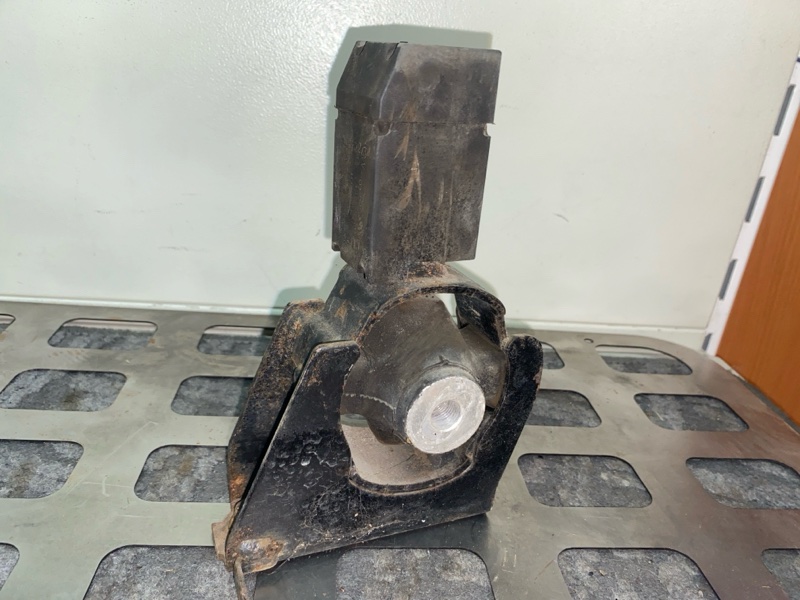 Подушка ДВС передняя COROLLA FIELDER 2008 ZRE142G 2ZR-FE Подушка ДВС передняя COROLLA FIELDER 2008 ZRE142G 2ZR-FE