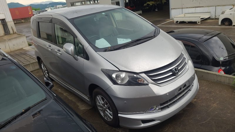 Автомобиль HONDA FREED GB4 L15A 2010 года в разбор
