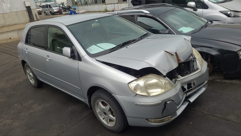 Автомобиль TOYOTA COROLLA RUNX NZE121 1NZ-FE 2002 года в разбор
