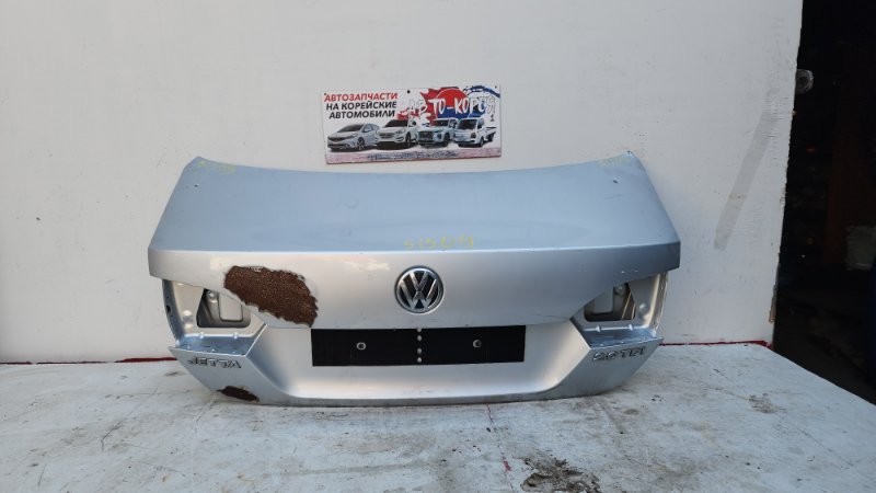 Крышка багажника Volkswagen Jetta 2010 задняя