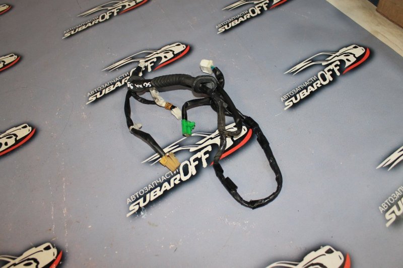 Проводка двери задняя правая Subaru Forester 2002 SG5 EJ205 81822SA000 контрактная
