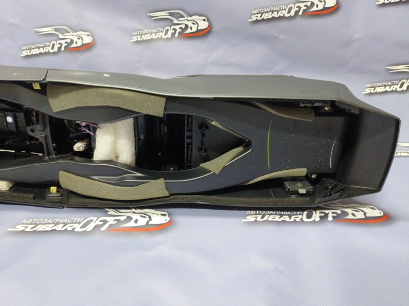 Подлокотник Outback 2009 BR9 EJ253 Подлокотник Outback 2009 BR9 EJ253