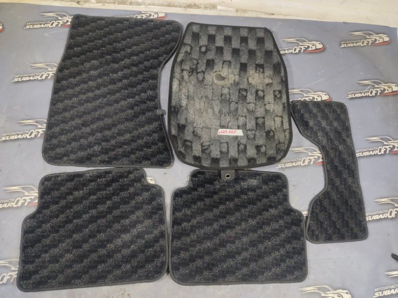 Запчасть коврик Subaru Forester 2002 SG5 EJ205 SG контрактная Коврик Subaru Forester 2002 SG5 EJ205 SG контрактная