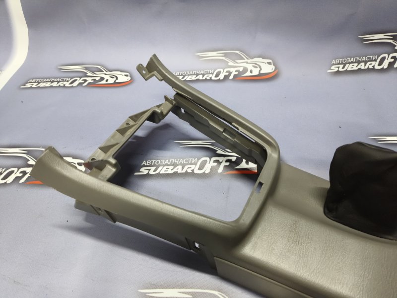 Подлокотник Forester 2003 SG5 EJ205 Подлокотник Forester 2003 SG5 EJ205