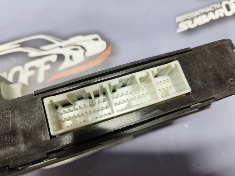 Блок управления КПП Subaru Forester SG5 EJ205 Блок управления КПП Subaru Forester SG5 EJ205