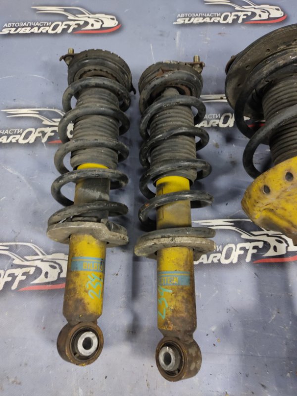 Стойка подвески Subaru Legacy BP5 EJ20Y Стойка подвески Subaru Legacy BP5 EJ20Y