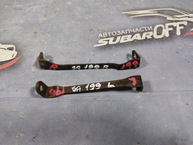 Кронштейн крыла Subaru Forester 2003 SG5 EJ205 57121SA010 контрактная
