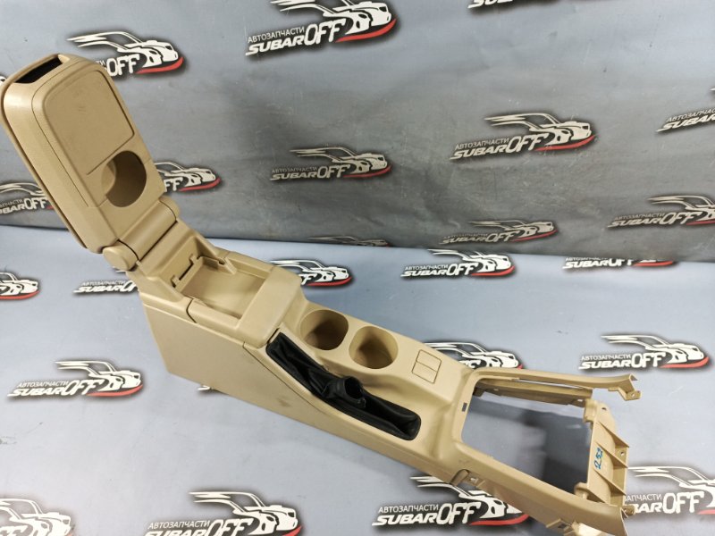 Подлокотник Subaru Forester SG5 EJ203 Подлокотник Subaru Forester SG5 EJ203