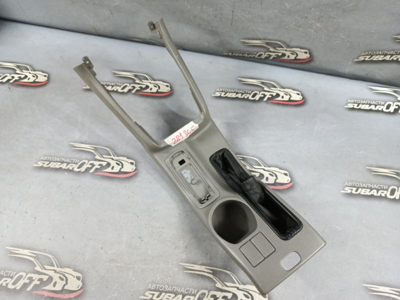 Запчасть накладка на центральную консоль Subaru Forester 2004 SG5 EJ202 92132SA010ND контрактная Накладка на центральную консоль Subaru Forester 2004 SG5 EJ202 92132SA010ND контрактная