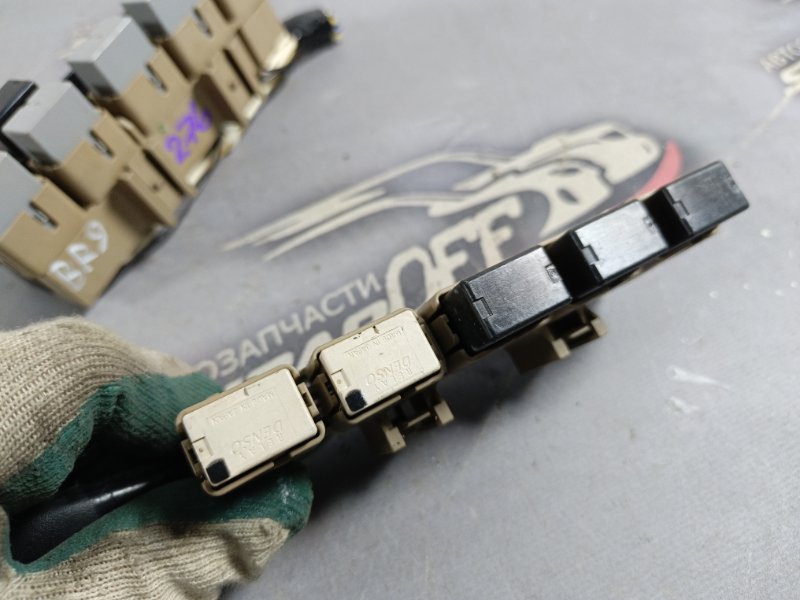 Блок реле и предохранителей Outback 2010 BR9 EJ253