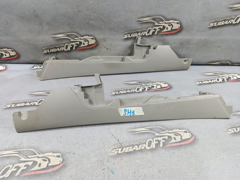 Накладка на центральную консоль Subaru Forester 2003 SH5 66241SC010LL контрактная