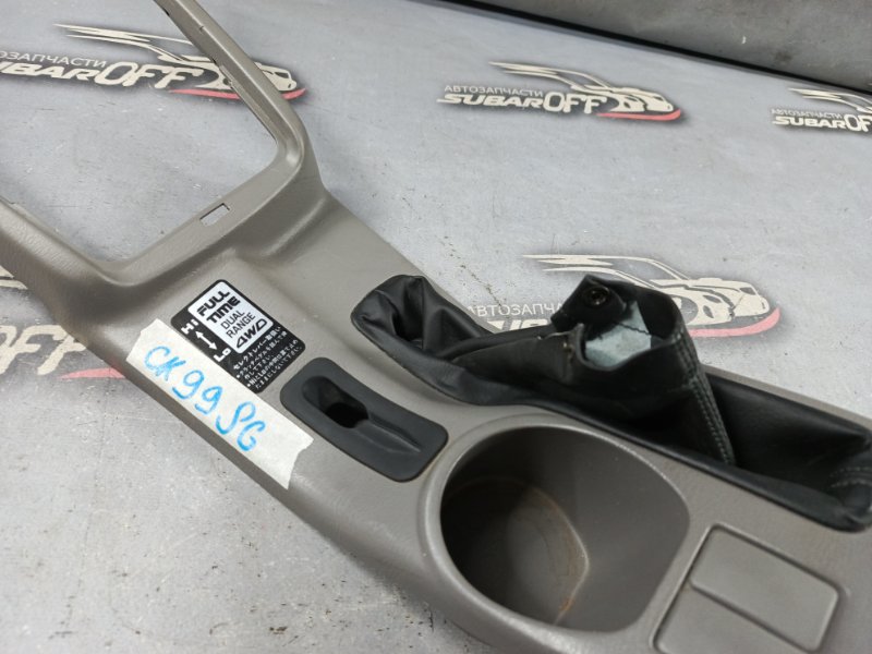Накладка на центральную консоль Subaru Forester SG5 EJ202