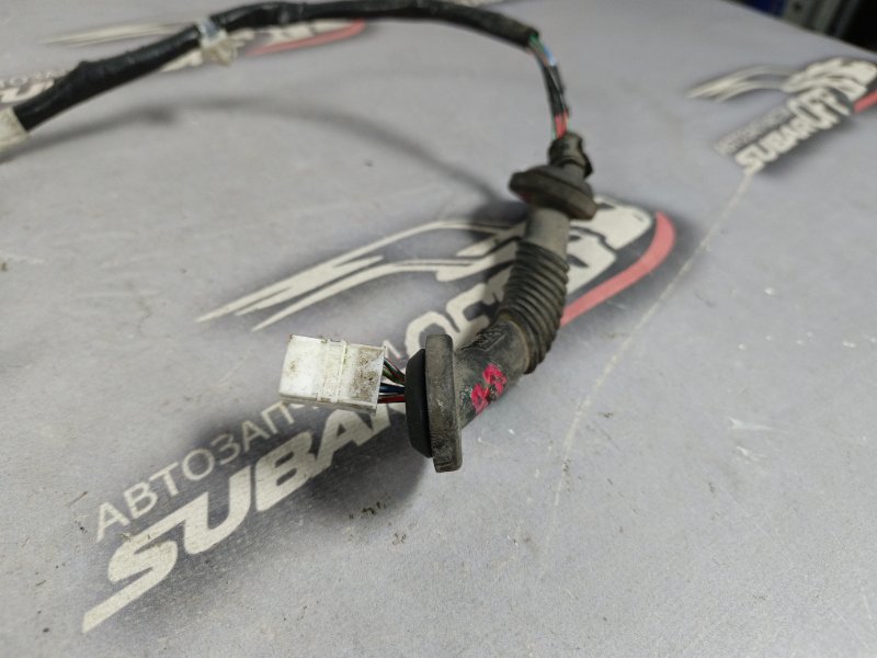 Проводка двери задняя левая Subaru Impreza GDA EJ205 Проводка двери задняя левая Subaru Impreza GDA EJ205