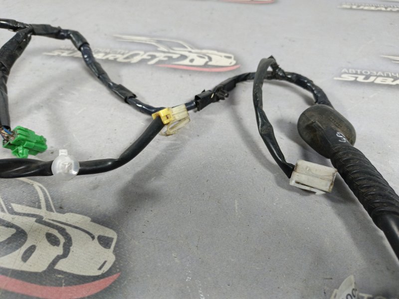 Проводка двери задняя правая Subaru Forester SG5 EJ202